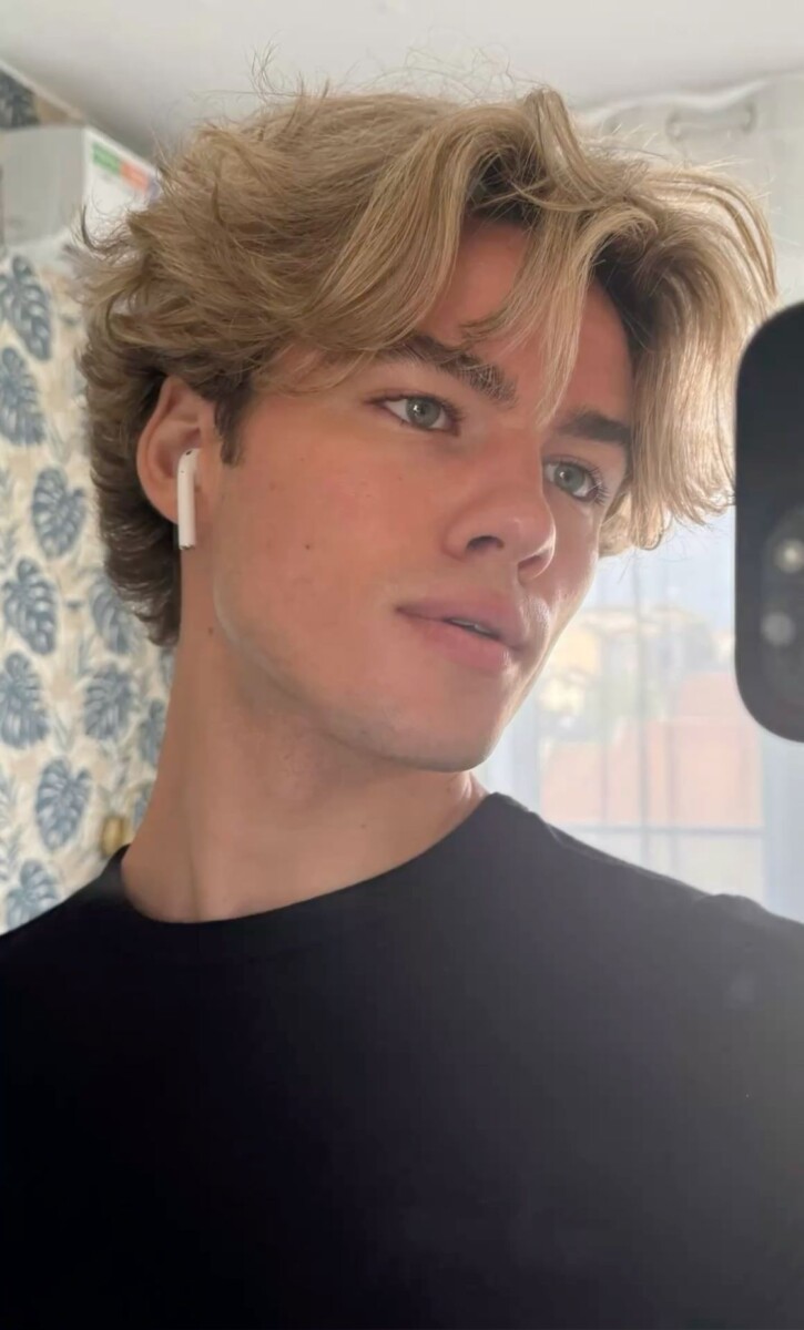 Coiffure séparation homme