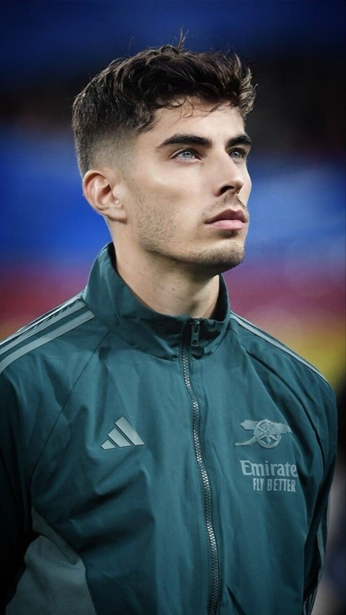 coupe de cheveux footballeur 2025