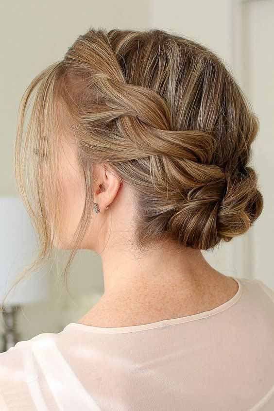 Astuces mariage cheveux courts