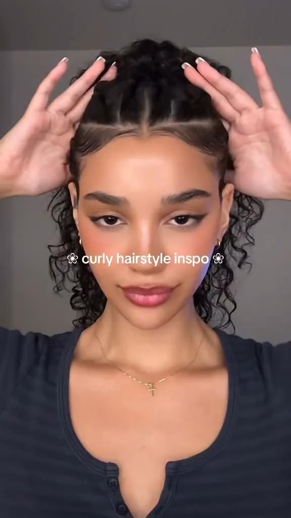 coiffure courte bouclée tendance