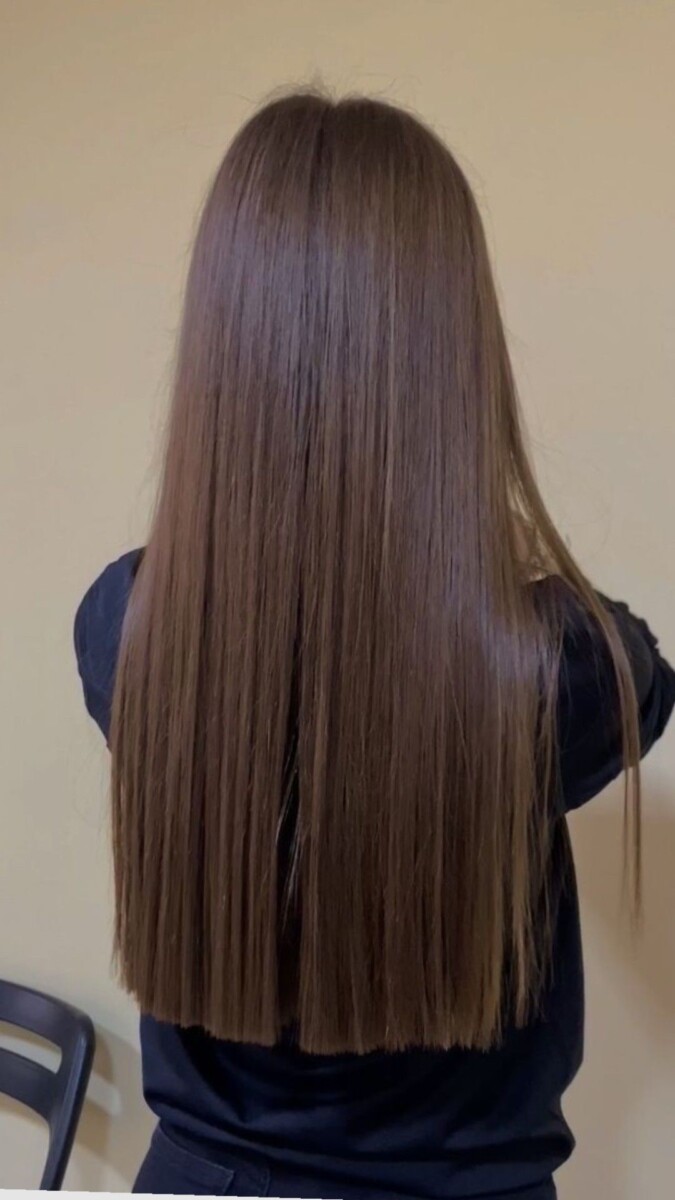 Style intemporel cheveux longs