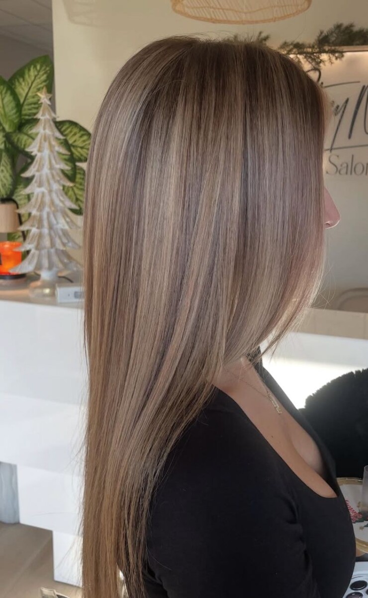 Style balayage châtain clair