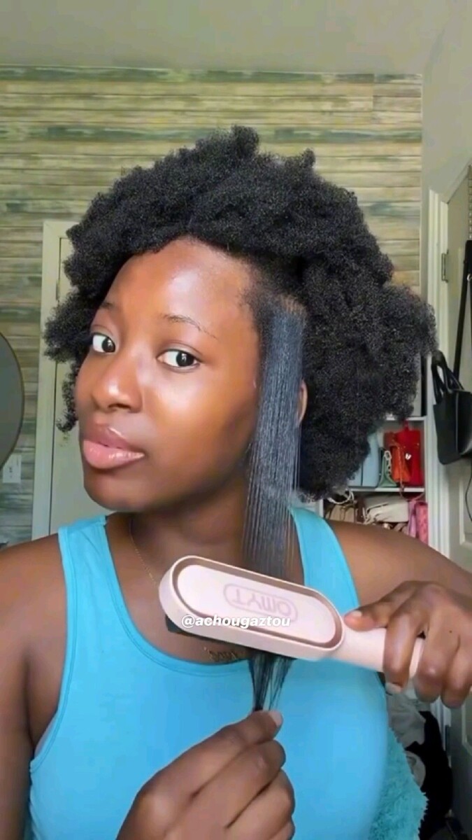 Brosse lissante pour cheveux crépus