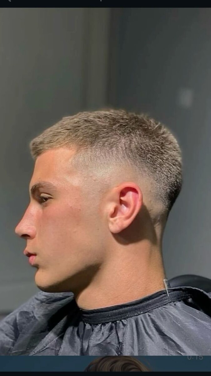 Coupe moderne homme court