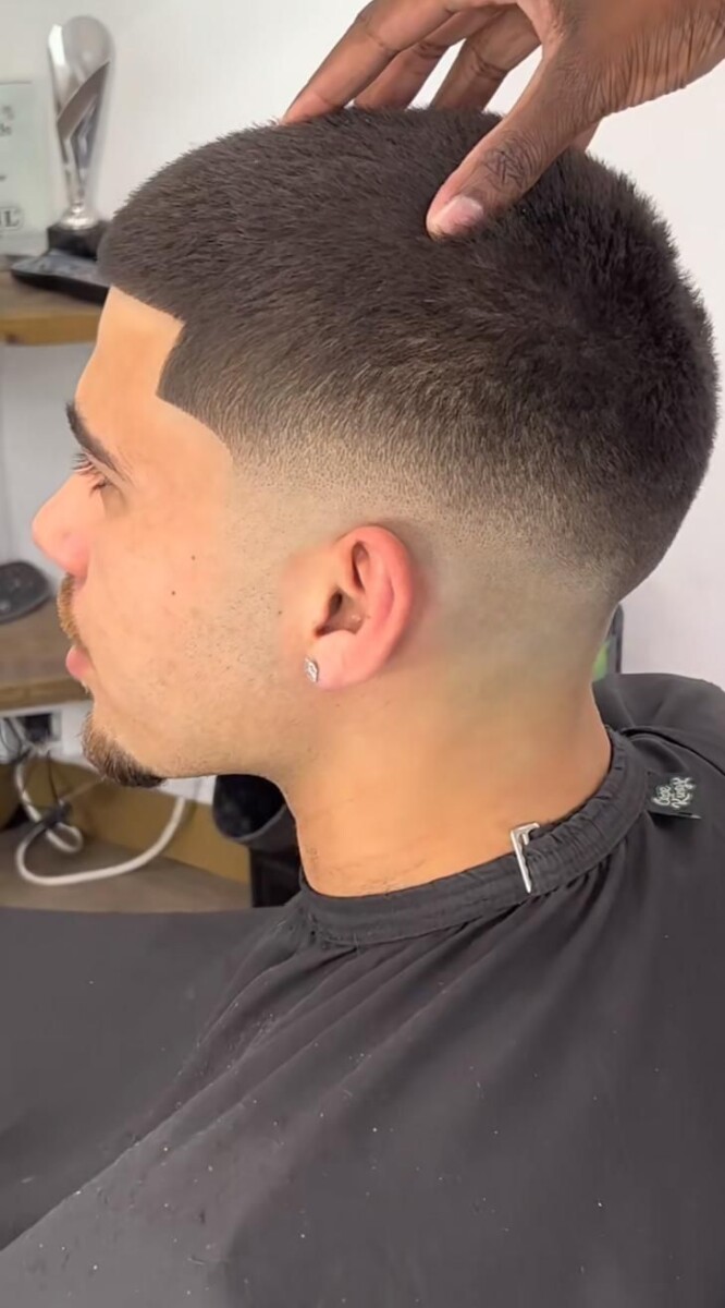 Coupe moderne homme court