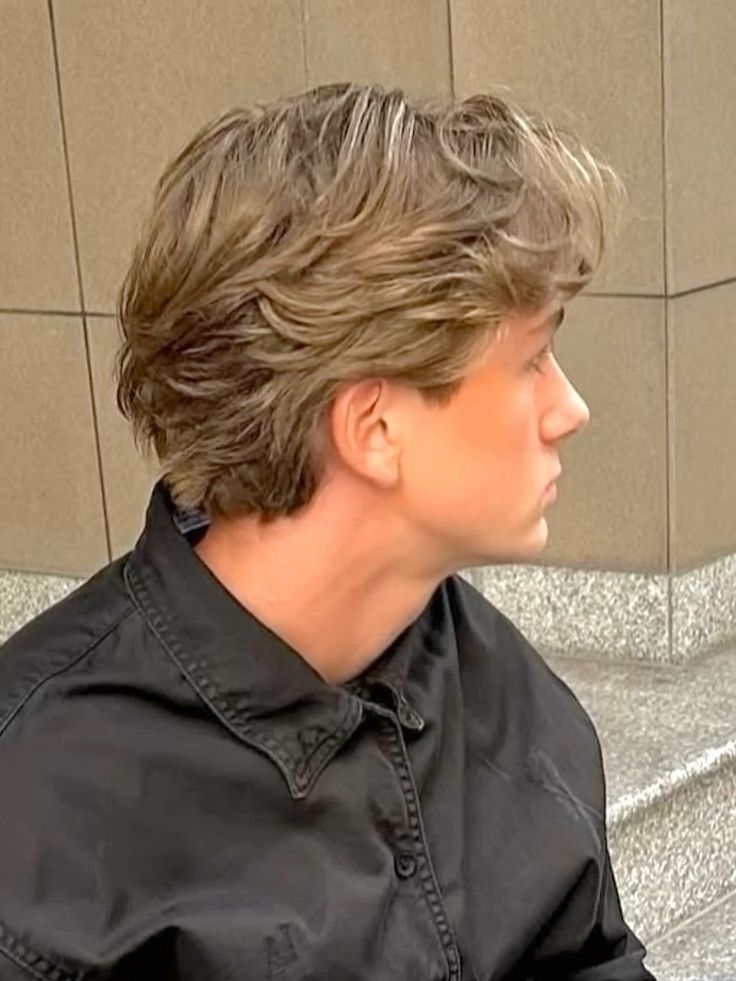 Cheveux mi-longs enfant