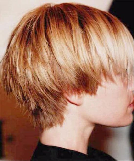 Look soigné garçon cheveux longs