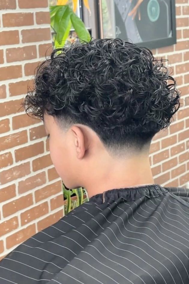 Dégradé pour cheveux bouclés
