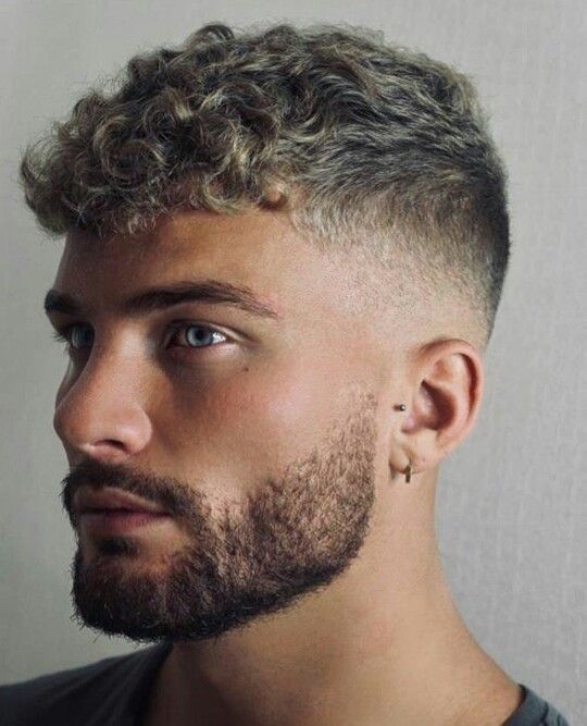 Densité cheveux frisés homme