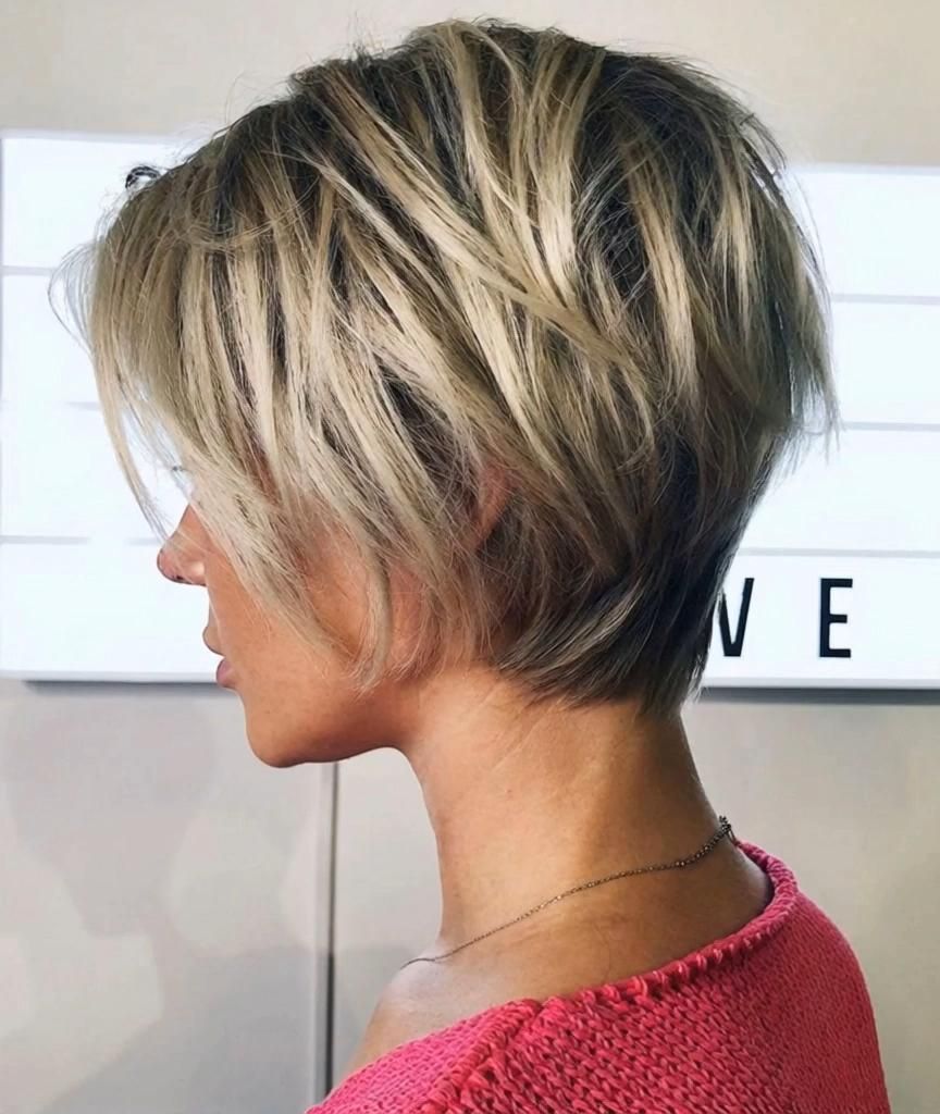 Relooking cheveux fins courts