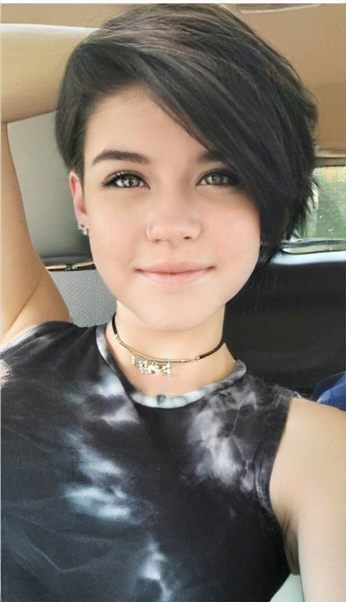 Coupe courte tendance fille