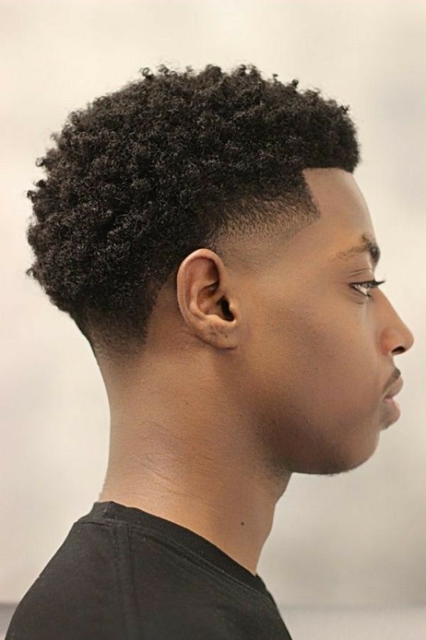 Dégradé afro pour homme