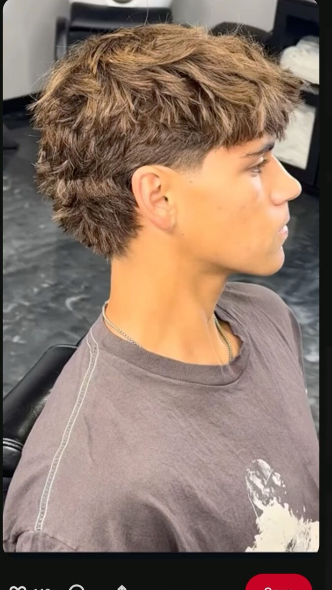Tendance coupe ondulée homme